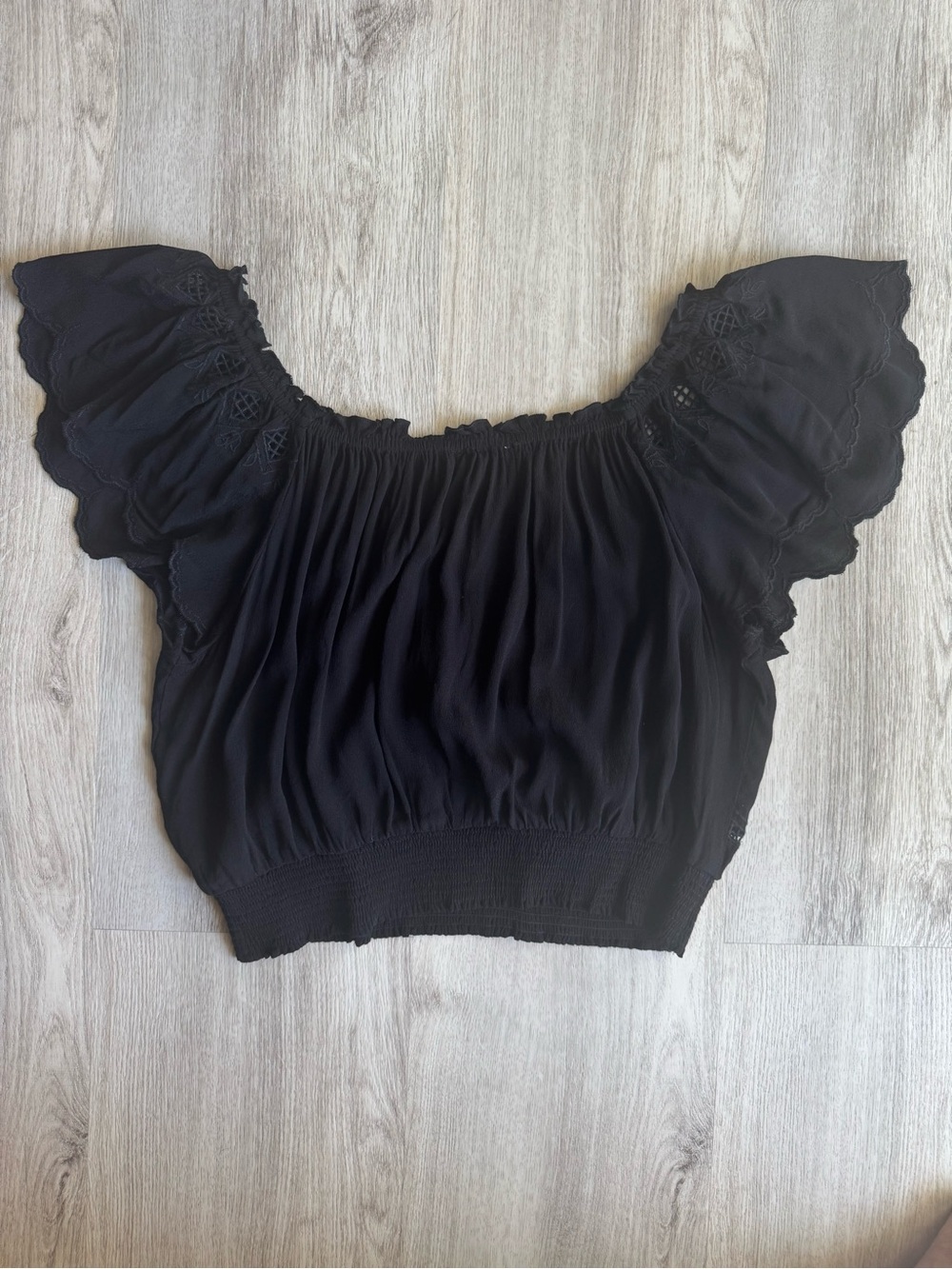 ASTR the Label Reyna Black Boho Off the Shoulder Embroidered Semi Crop Top Large - Picture 7 of 12